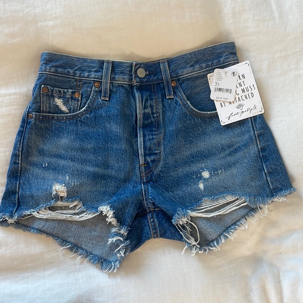 Levi’s 501 High Waist Shorts - Medium Wash